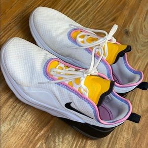 Women’s Nike Air shoes